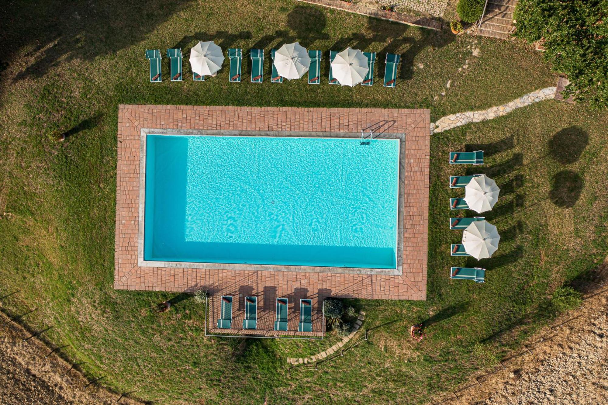 Villa Palazzo Bello Con Piscina E Ac - 세토나 외부 사진
